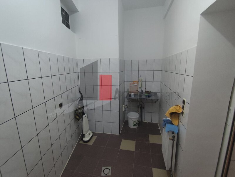 Bucurestii Noi/Jiului - Spatiu comercial de inchiriat Fara Comision